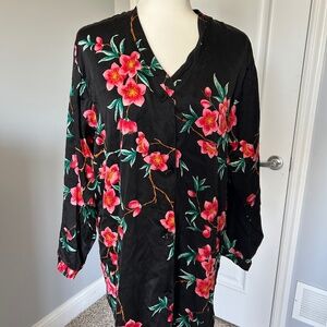 Y2K Vintage Gold Label Victoria’s Secret Floral Buttoned Sleepwear Size M